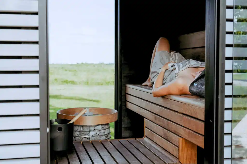 Combien coûte un sauna extérieur ? Le vrai prix expliqué 5 Sauna extérieur bois