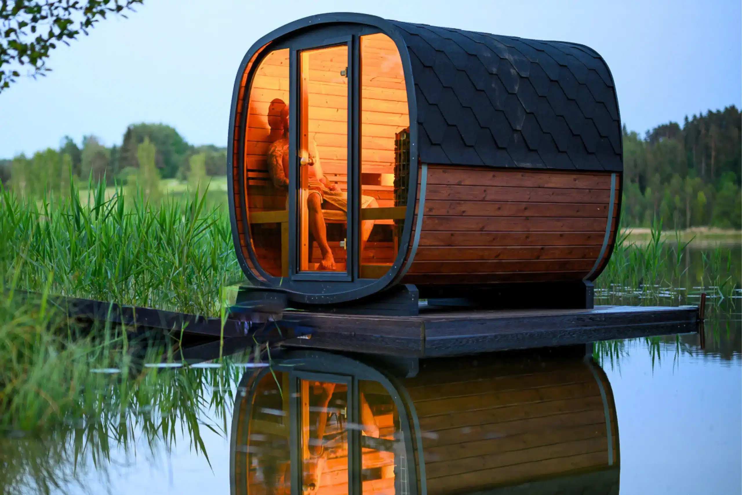 Quel Sauna Extérieur Choisir Pour Son Jardin : Guide 2026 2 poêle à bois ou électrique sauna Njord