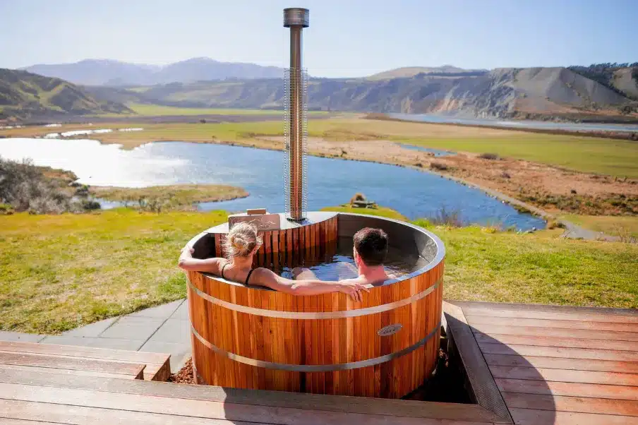 Hot Tub : Guide Complet 2026 — Définition, Prix, Différences avec le Spa et le Bain Nordique 3 bain nordique avantages et inconvénients