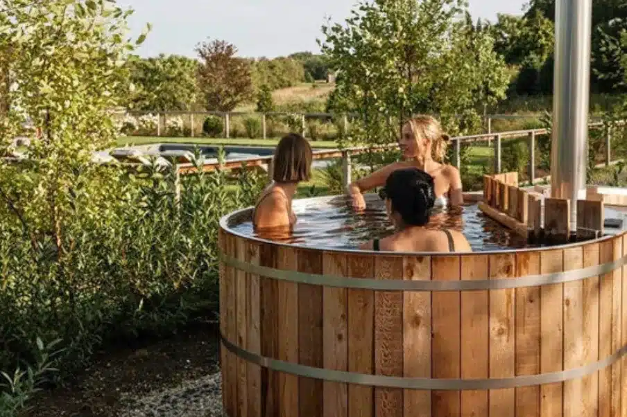 Bain Nordique : Quelle Température ? (Guide Complet Chaud & Froid) 3 bain nordique bienfaits